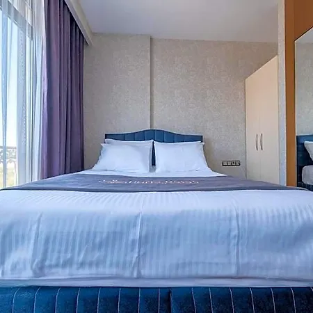 Elit Hotel 3*